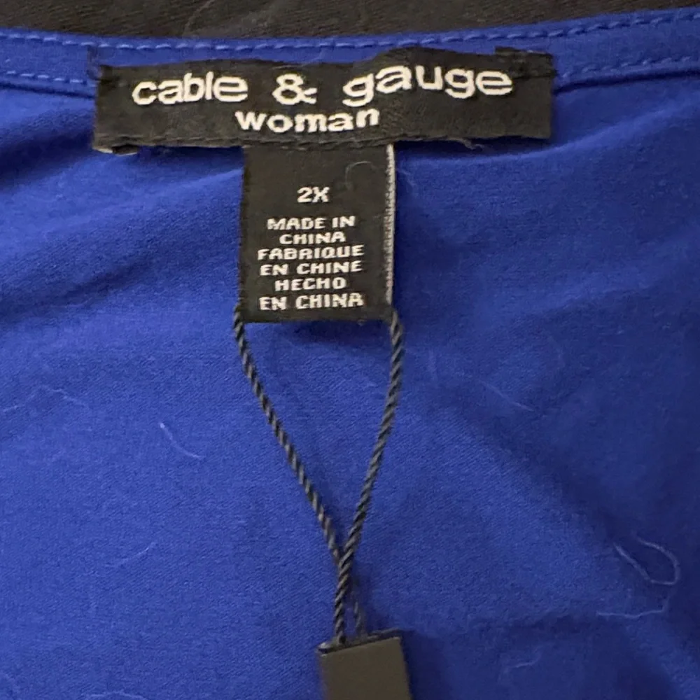 NWT-Cable & Gauge Royal Blue  Top - Picture 4 of 4